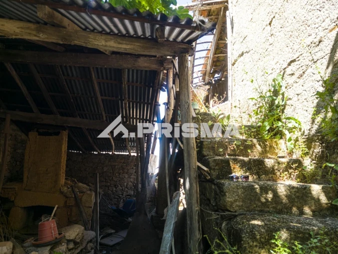 Moradia T3 para Venda em Salgueiro do Campo Foto 10