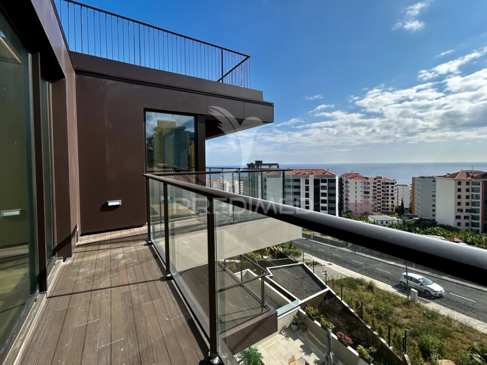 Apartamento T2 para Venda em São Martinho Foto 1