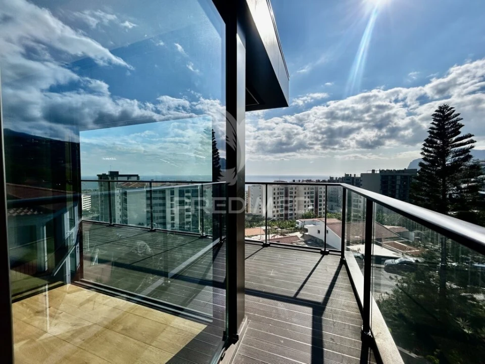 Apartamento T2 para Venda em São Martinho Foto 3