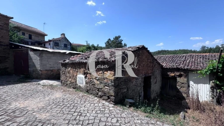 Moradia T3 para Venda em Aguda Foto 6