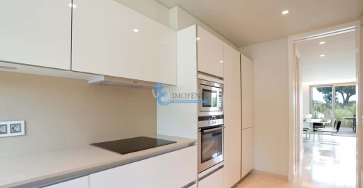 Moradia T1 para Venda em Albufeira e Olhos de Água