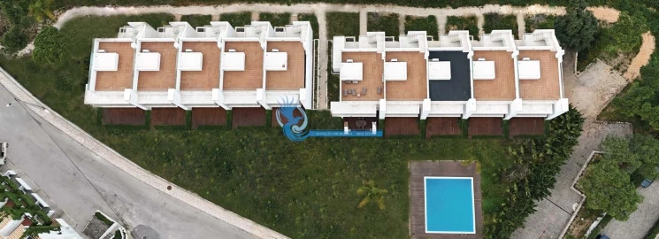 Moradia T1 para Venda em Albufeira e Olhos de Água