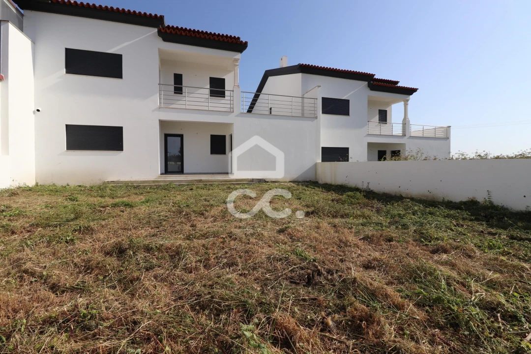 Moradia T3 para Venda em Arazede Foto 16