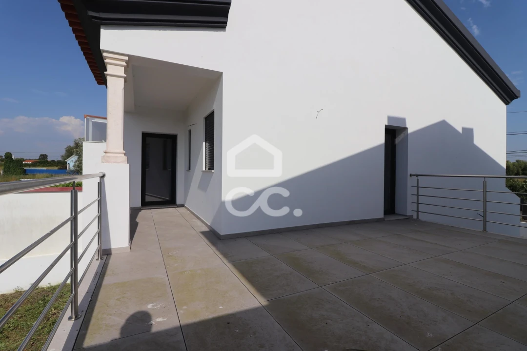 Moradia T3 para Venda em Arazede Foto 15