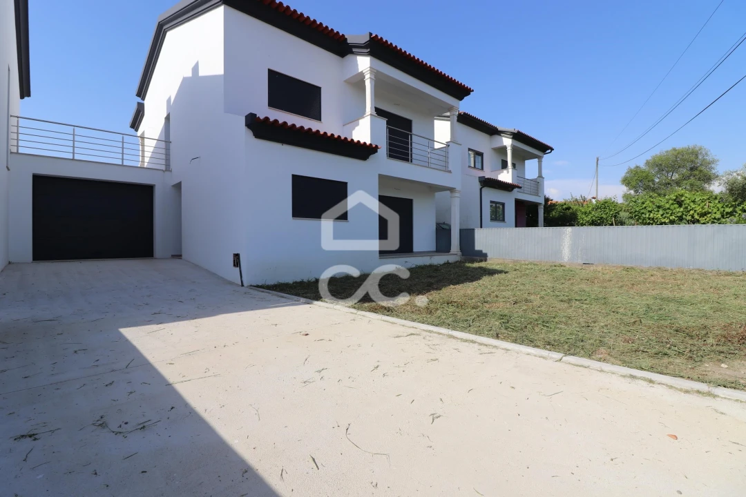 Moradia T3 para Venda em Arazede Foto 19