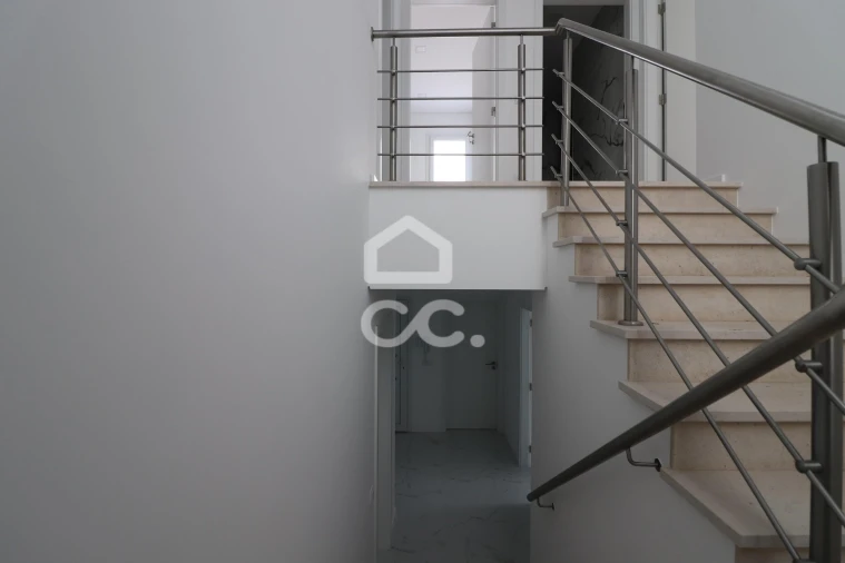 Moradia T3 para Venda em Arazede Foto 13