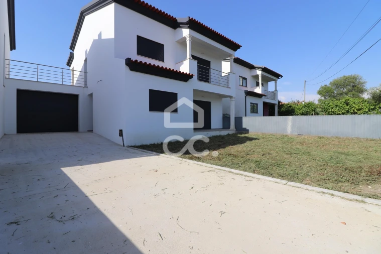 Moradia T3 para Venda em Arazede Foto 19