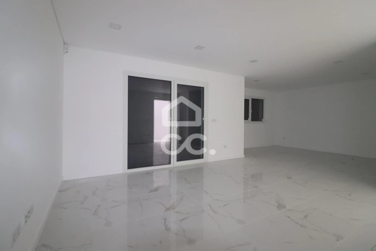 Moradia T3 para Venda em Arazede Foto 5