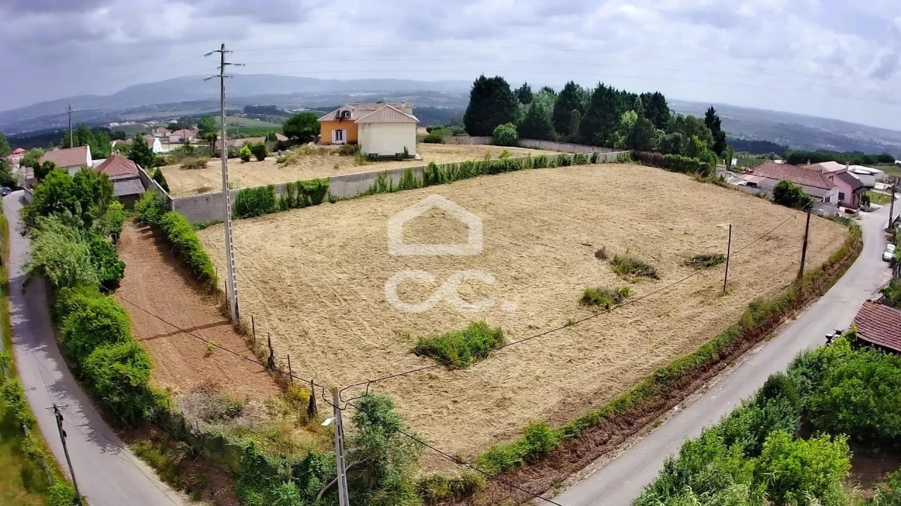 Terreno para Venda em Carvalhal Foto 1