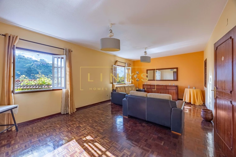 Moradia T4 para Venda em Monte Foto 5