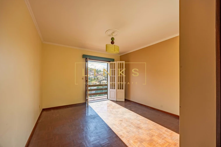 Moradia T4 para Venda em Monte Foto 13