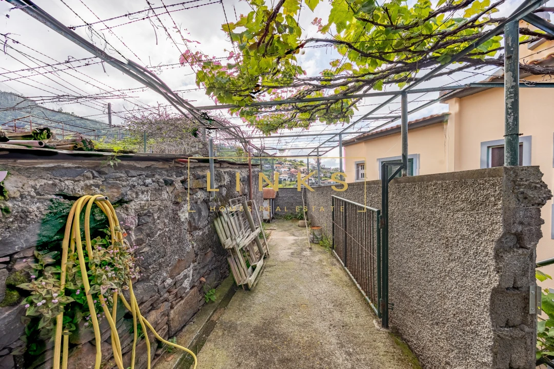 Moradia T4 para Venda em Monte Foto 23