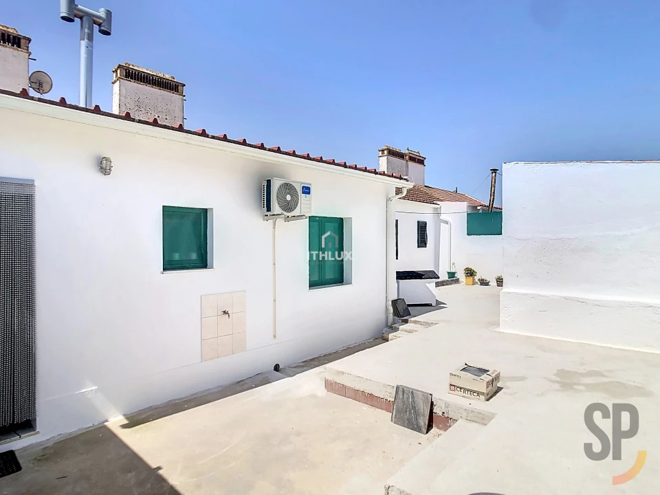 Moradia T3 para Venda em Santiago do Escoural Foto 1