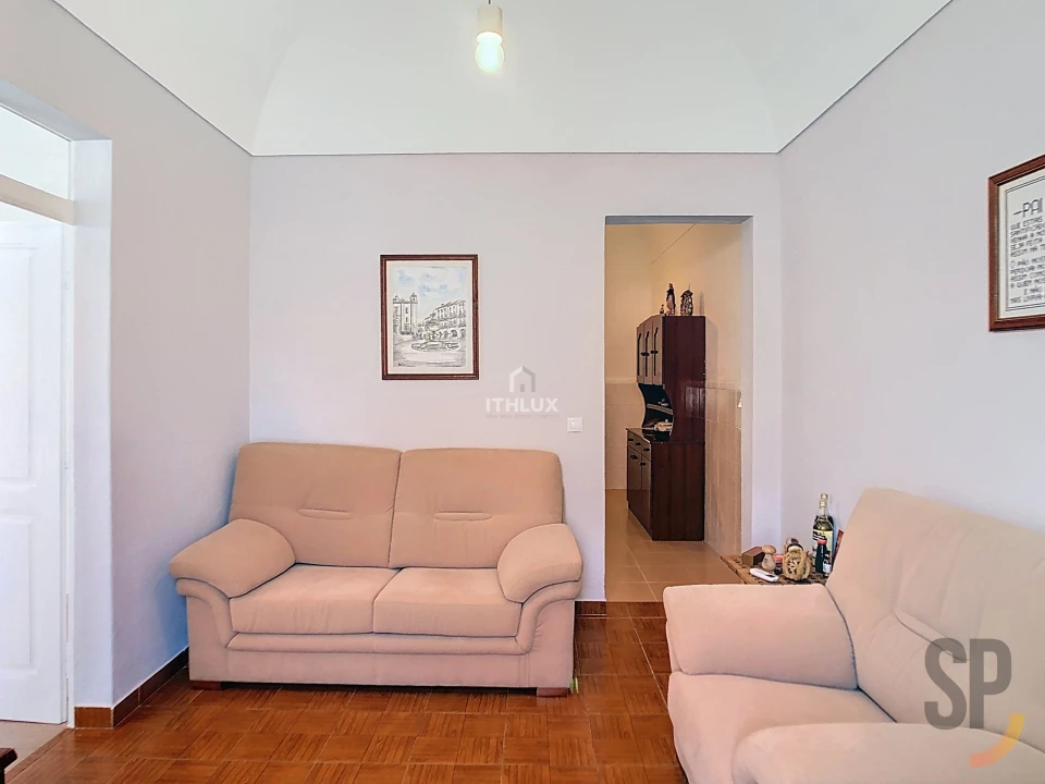 Moradia T3 para Venda em Santiago do Escoural Foto 4