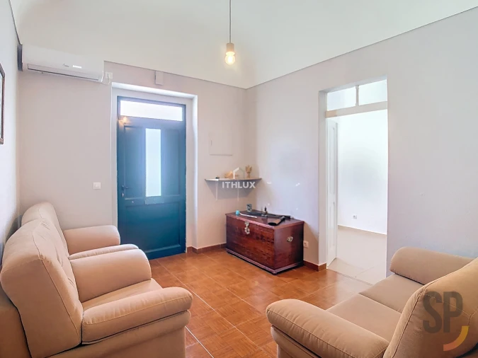 Moradia T3 para Venda em Santiago do Escoural Foto 3