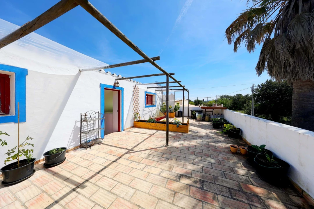 Quinta T3 para Venda em São Bartolomeu de Messines Foto 32