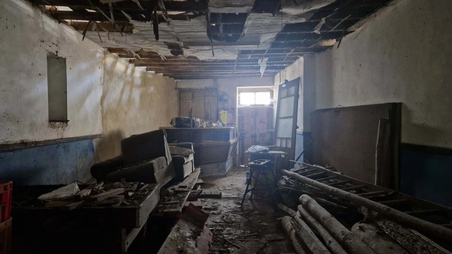 Armazém para Venda em Calvaria de Cima Foto 28