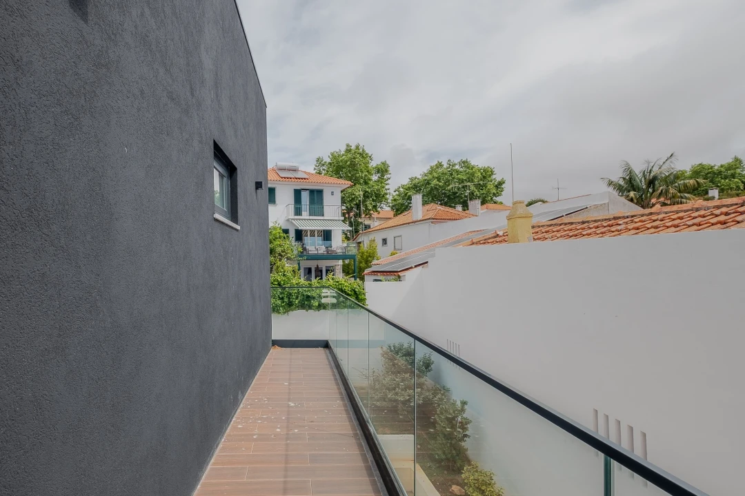 Moradia T4 para Venda em Carcavelos e Parede Foto 46