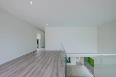 Moradia T4 para Venda em Carcavelos e Parede