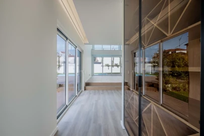 Moradia T4 para Venda em Carcavelos e Parede