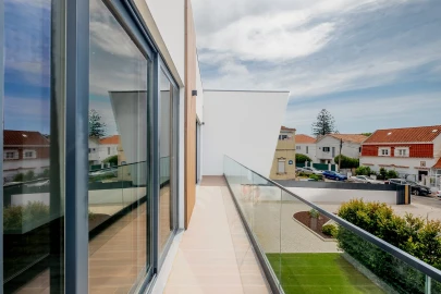 Moradia T4 para Venda em Carcavelos e Parede