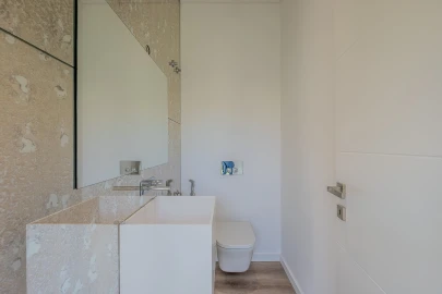 Moradia T4 para Venda em Carcavelos e Parede