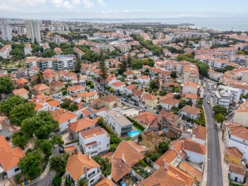 Moradia T4 para Venda em Carcavelos e Parede