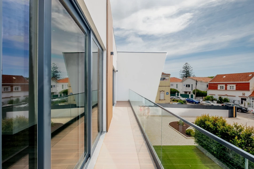 Moradia T4 para Venda em Carcavelos e Parede Foto 48