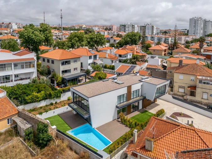Moradia T4 para Venda em Carcavelos e Parede Planta 2