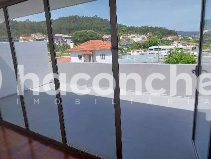 Moradia T4 para Venda em Tamel (Santa Leocádia) e Vilar do Monte Foto 30