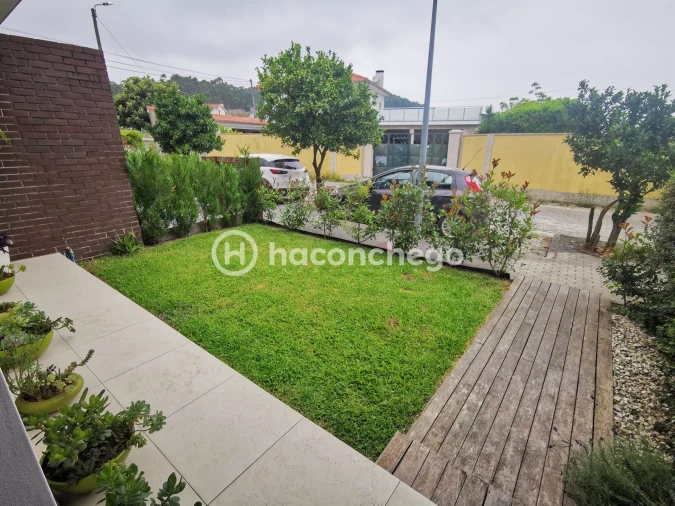 Moradia T4 para Venda em Tamel (Santa Leocádia) e Vilar do Monte Foto 2