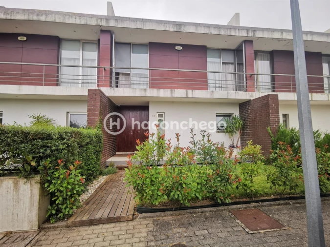 Moradia T4 para Venda em Tamel (Santa Leocádia) e Vilar do Monte Foto 1