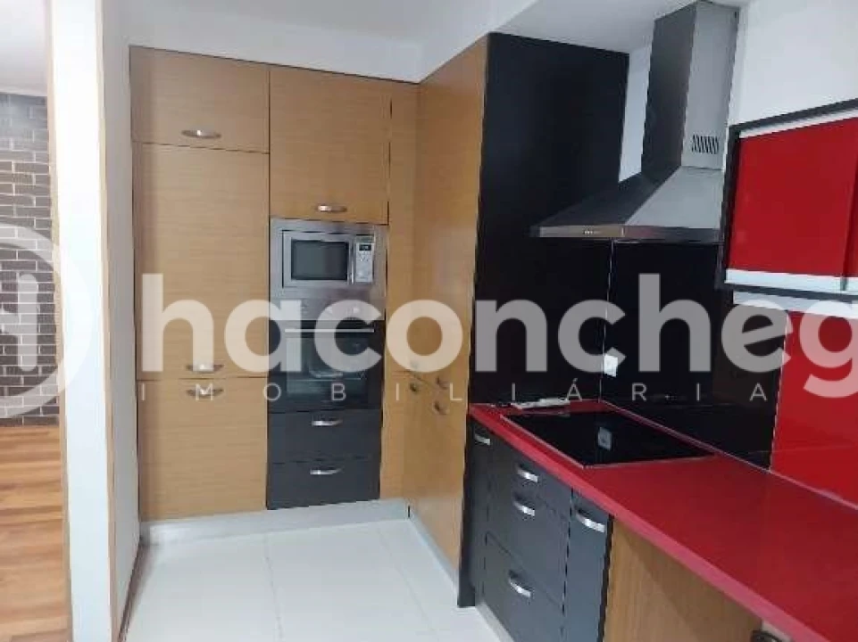 Moradia T4 para Venda em Tamel (Santa Leocádia) e Vilar do Monte Foto 8