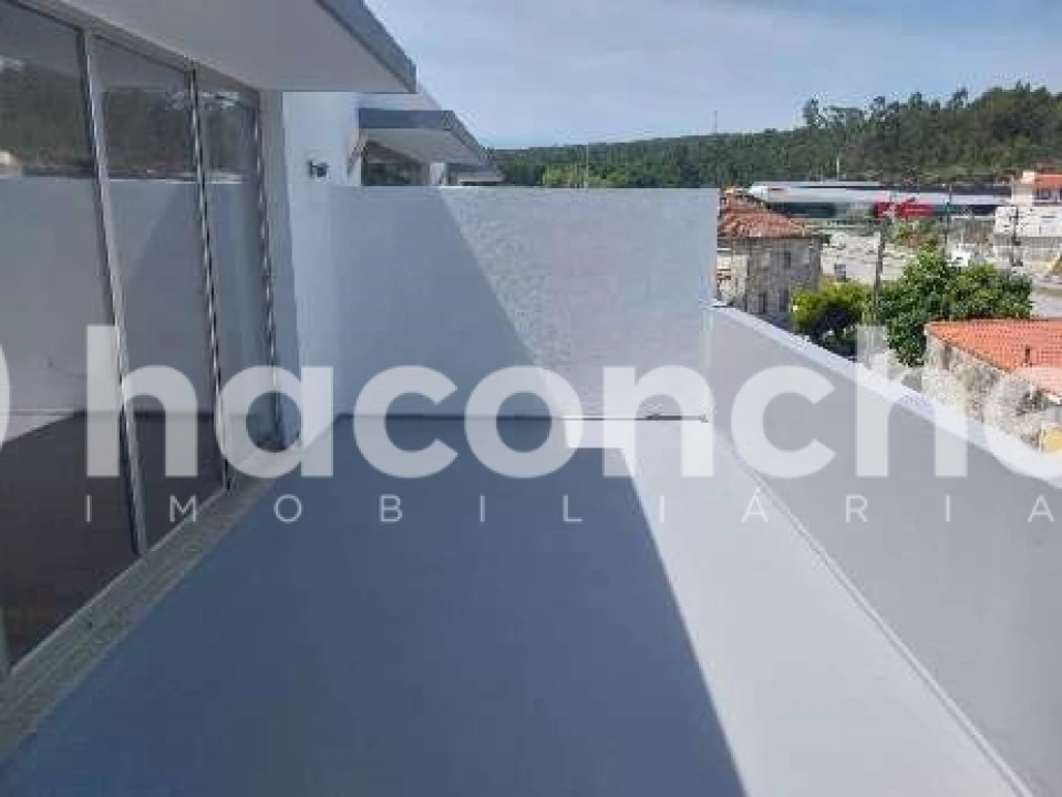 Moradia T4 para Venda em Tamel (Santa Leocádia) e Vilar do Monte Foto 31