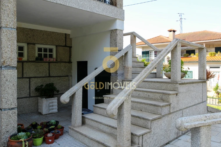 Moradia T3 para Venda em Mancelos Foto 25