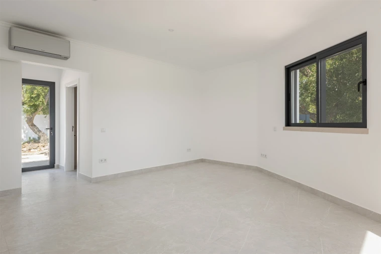 Moradia T5 para Venda em São Brás de Alportel Foto 37