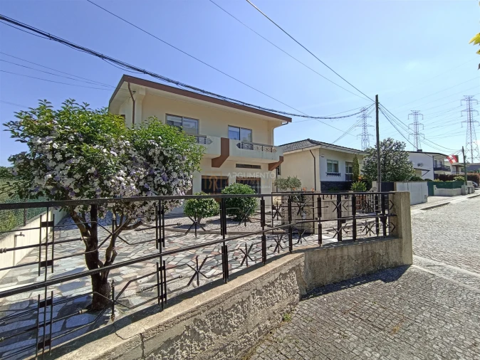 Loja para Arrendamento em Nogueira e Silva Escura Foto 2