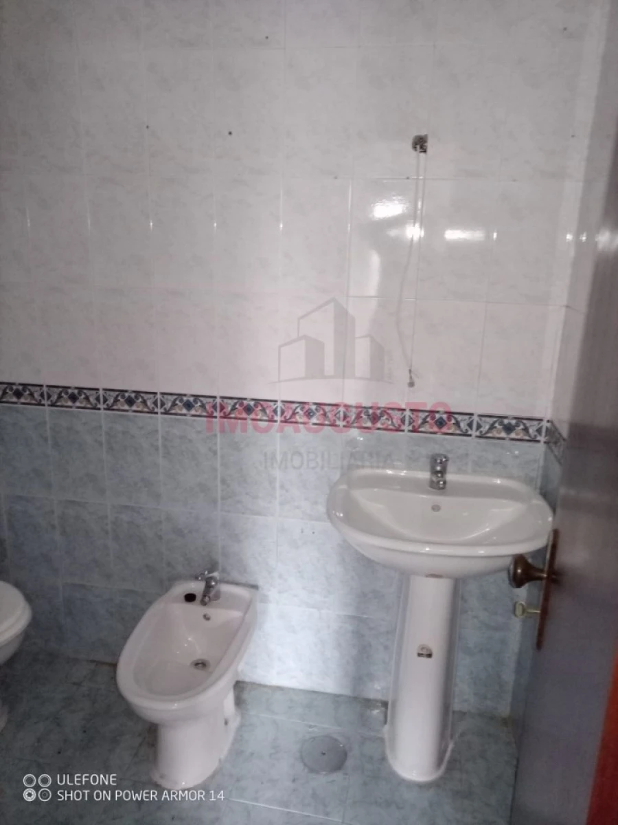 Prédio para Venda em Gouveia (São Pedro e São Julião) Foto 31