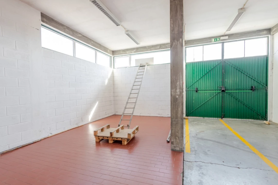 Armazém para Venda em Montemor-O-Velho e Gatões Foto 7