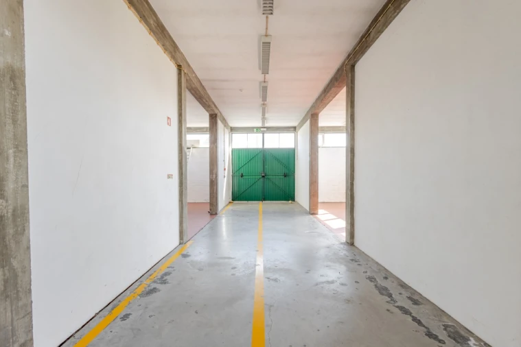 Armazém para Venda em Montemor-O-Velho e Gatões Foto 2