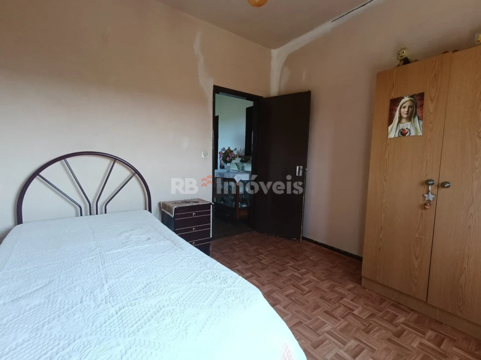 Moradia T3 para Venda em Além da Ribeira e Pedreira Foto 16