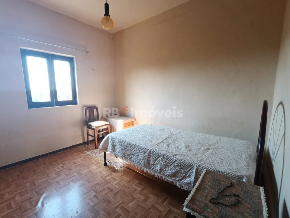 Moradia T3 para Venda em Além da Ribeira e Pedreira Foto 17