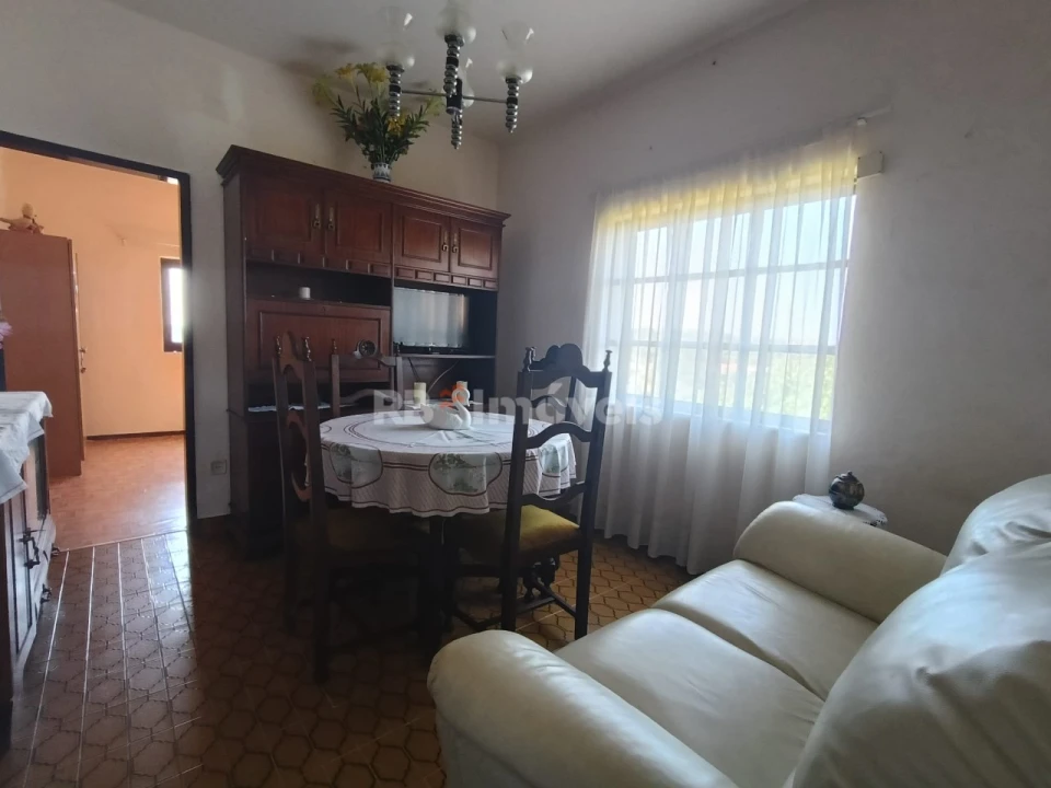 Moradia T3 para Venda em Além da Ribeira e Pedreira Foto 8