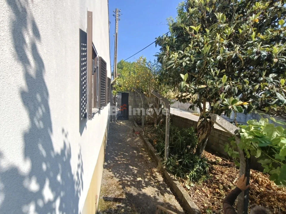 Moradia T3 para Venda em Além da Ribeira e Pedreira Foto 41