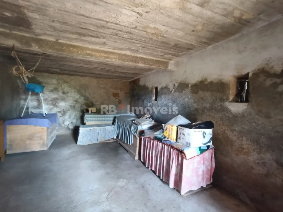 Moradia T3 para Venda em Além da Ribeira e Pedreira Foto 55