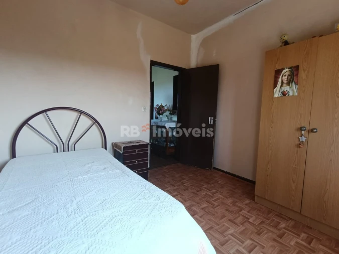 Moradia T3 para Venda em Além da Ribeira e Pedreira Foto 16