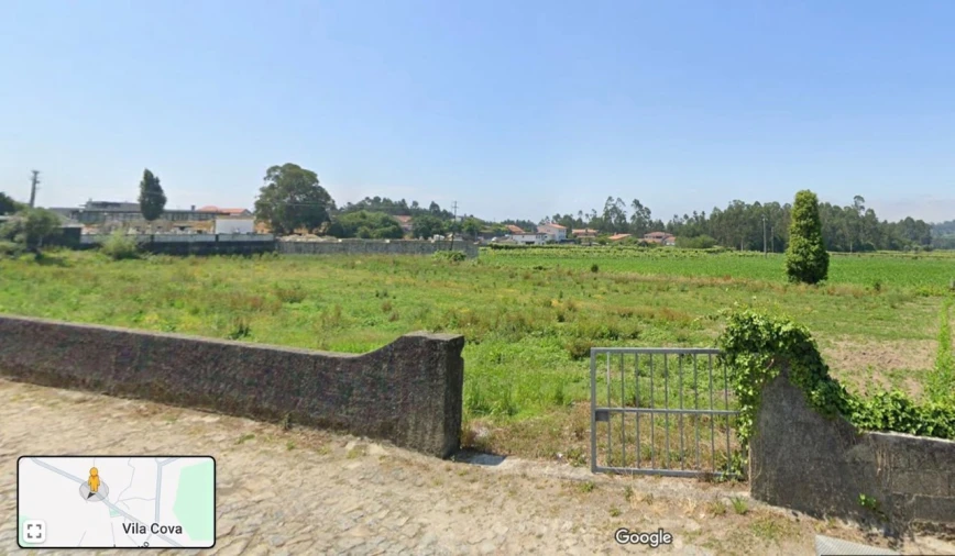 Terreno para Venda em Vila Cova e Feitos