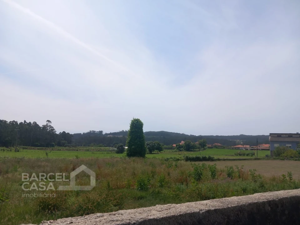 Terreno para Venda em Vila Cova e Feitos Foto 2