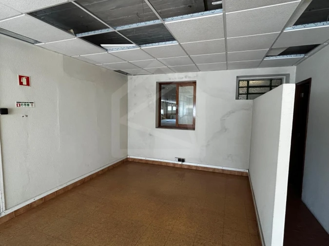 Armazém para Venda em São Martinho da Gandara Foto 20