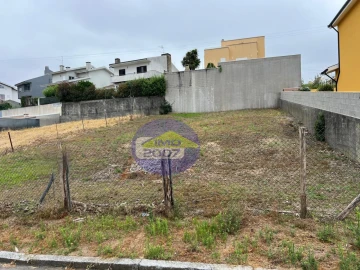 Terreno para Venda em Grijó e Sermonde
